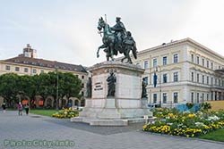 Мюнхен. Памятник королю Людвигу I Баварскому 