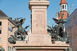 Мариинская колонны на площади Мариенплац в Мюнхене