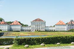 Мюнхен, Германия. Главный фасад дворца Нимфенбург