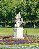 Статуя Геракла - персонажа древнегреческих мифов