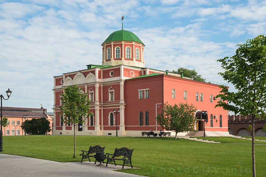 Город Тула. Территория кремля. Богоявленский собор